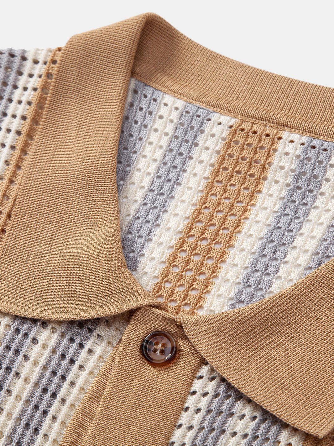 Chemise en crochet à œillets rayés